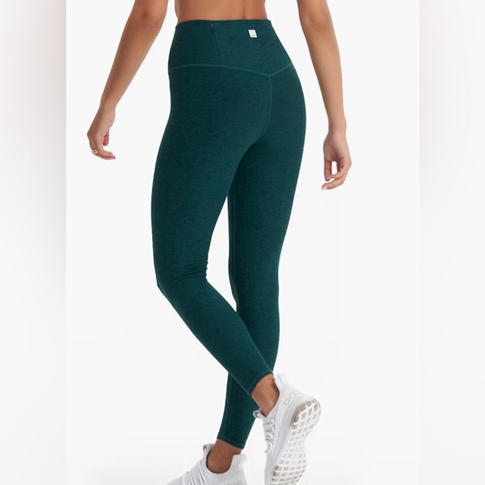 Like New: Vuori Women’s Clean Elevation Legging Jade Heather Large Regular - Picture 2 of 8